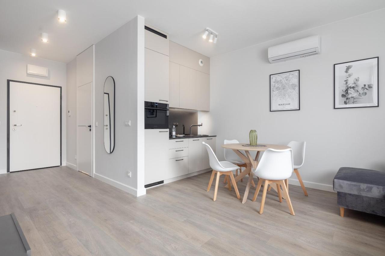 Warsaw Spire Stylish Apartament Dış mekan fotoğraf